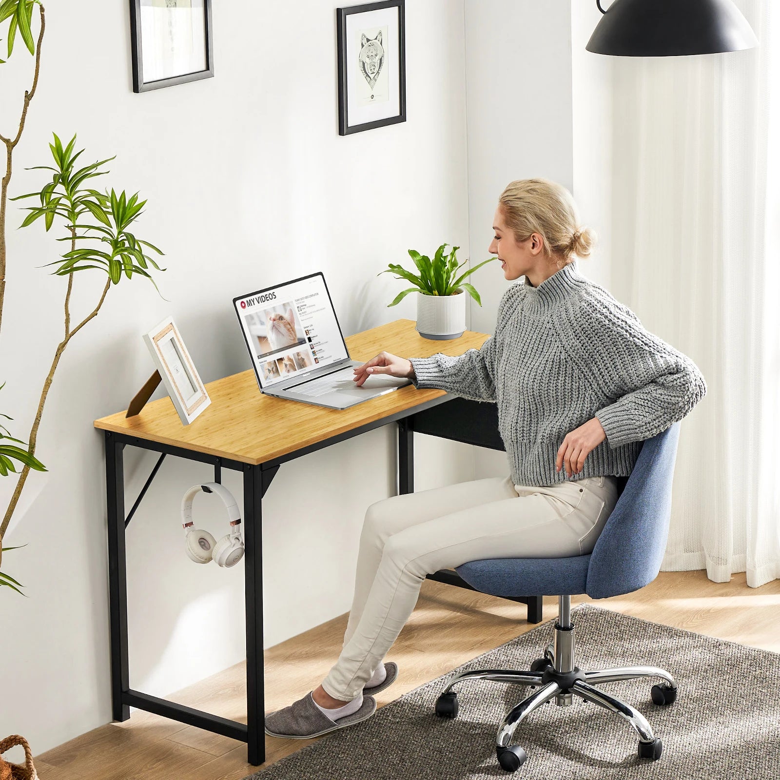 JHK Computer Desk with Side Bag & Headphone Hook