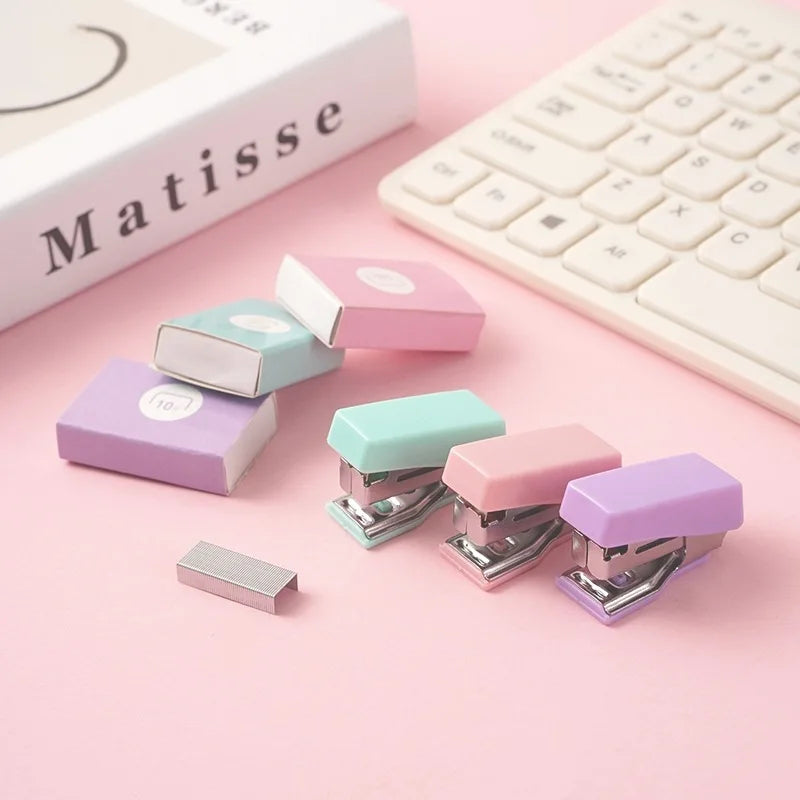 Mini Metal Stapler with 500 Staples